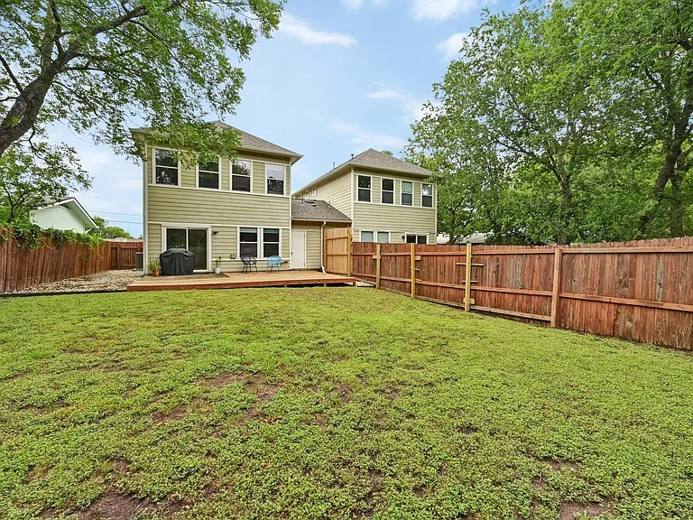 3203 Carol Ann Dr #B — Photo 23