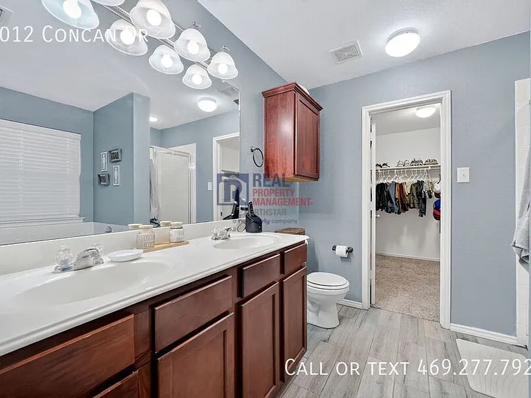1012 Concan Dr — Photo 17