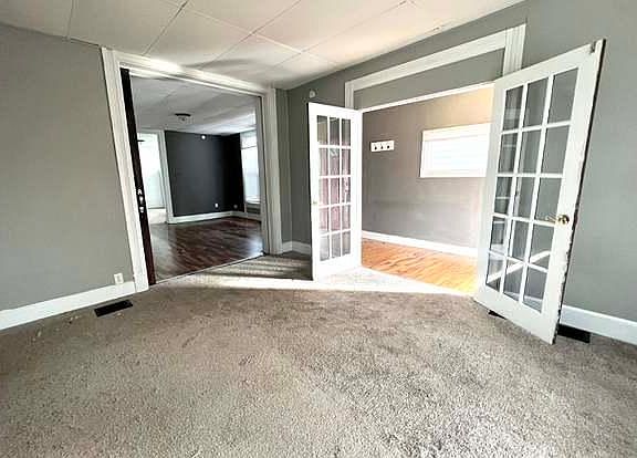 4th image of 1446 Spann Ave