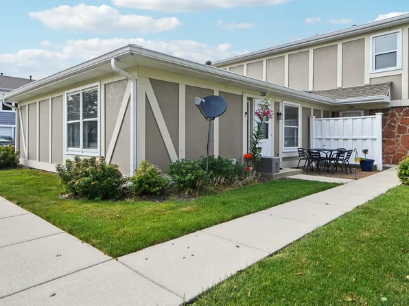 226 Nantucket Hbr #226, Schaumburg, IL 60193