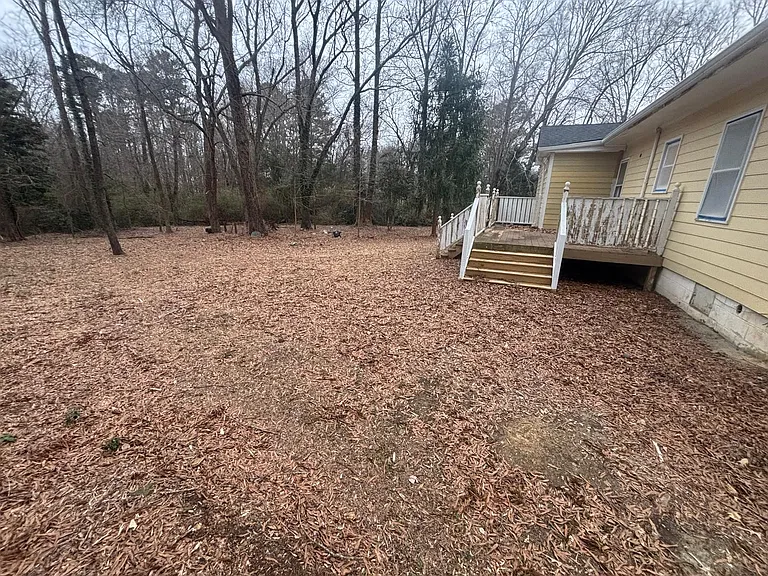 308 Earp St — Photo 19