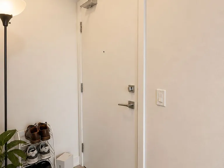 15 Ellerslie Ave #3003 — Photo 2