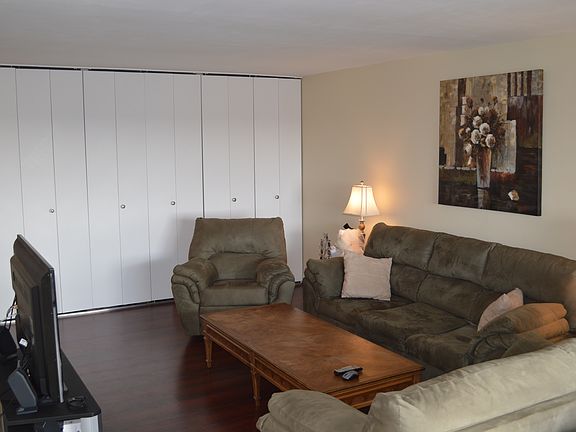 2nd image of 3100 S Manchester St APT 1026