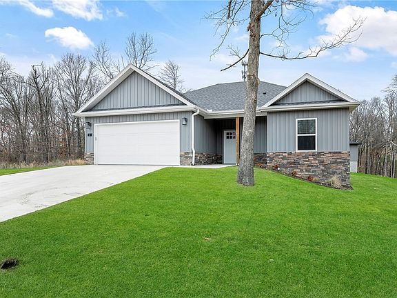 2nd image of 2 Bec Ln