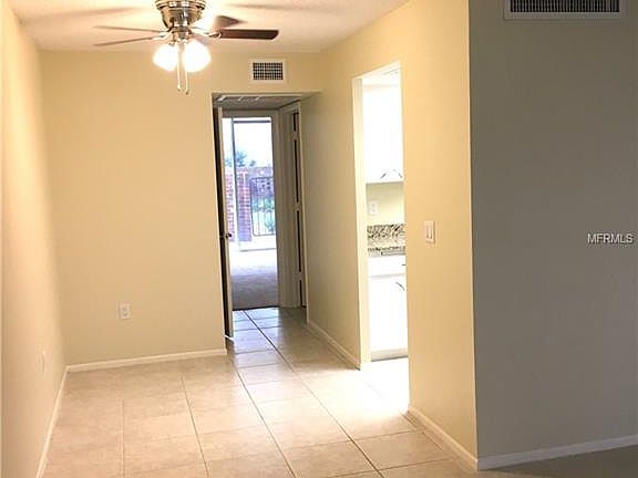 5th image of 1001 Pearce Dr Unit 105