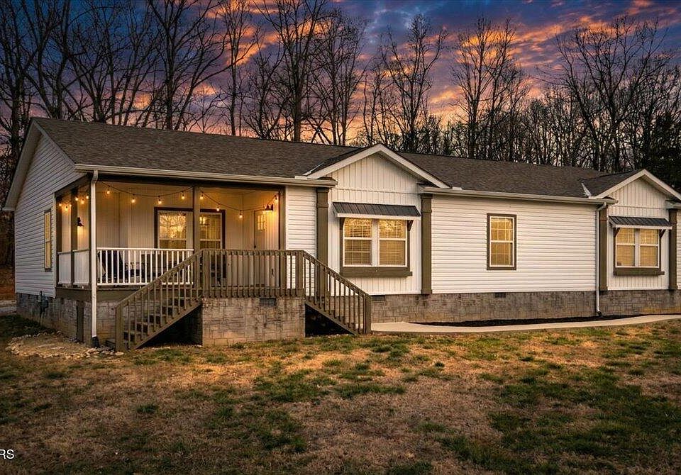 1st image of 361 Walnut Creek Rd