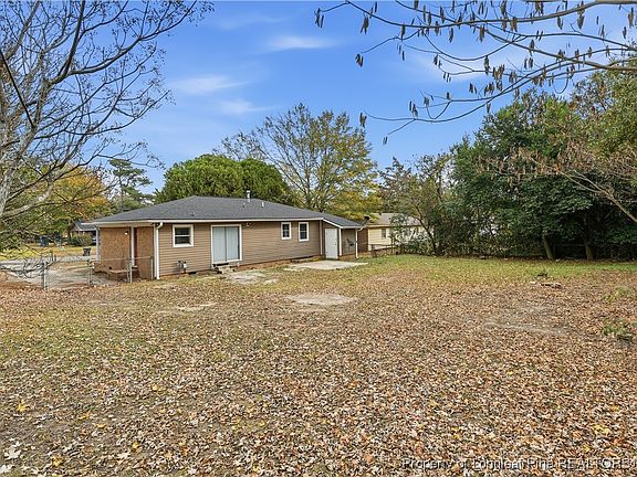5th image of 1110 Barwin Dr