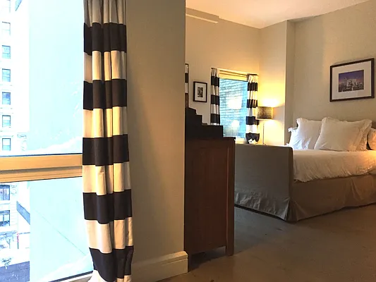 Rented by Compass | media 30