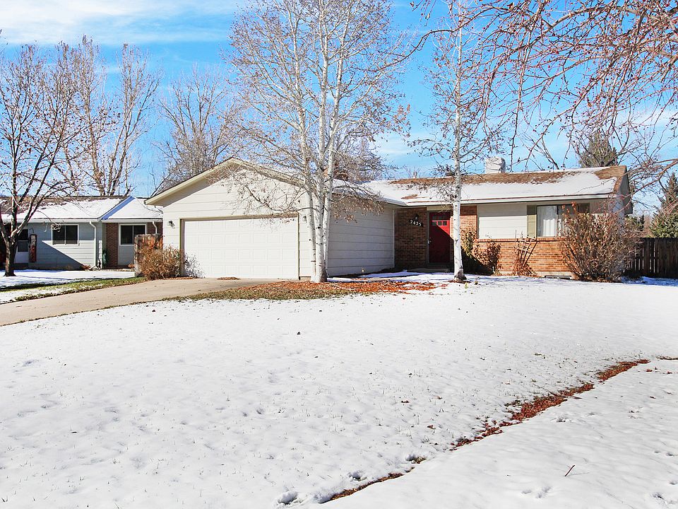 2425 Leghorn