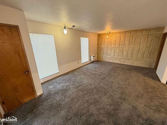 4th image of 315 N 7th St APT 1