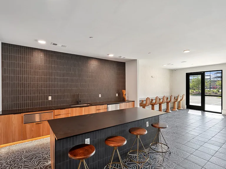 Demonstration Kitchen & Lounge Areas