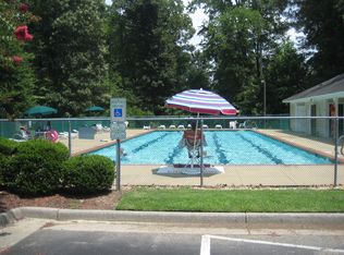 112 Dorothy Dr, Yorktown, VA 23692