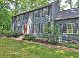 5 Spruce Way, Medfield, MA 02052