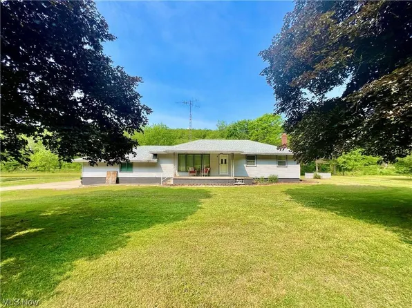 85 Arrow Rd NW, Carrollton, OH 44615