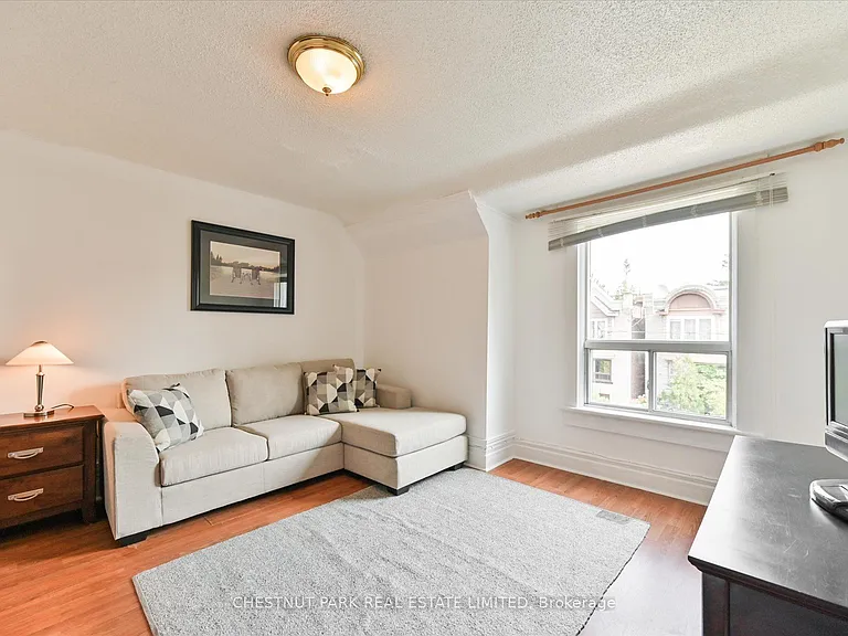 13 Silver Ave #UPPER — Photo 6