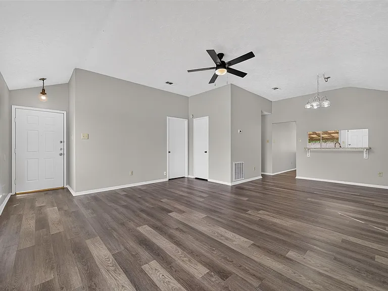 2403 Autumn Springs Ln — Photo 7
