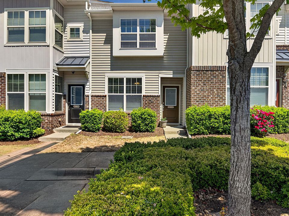 1st image of 222 Mount Evans Dr