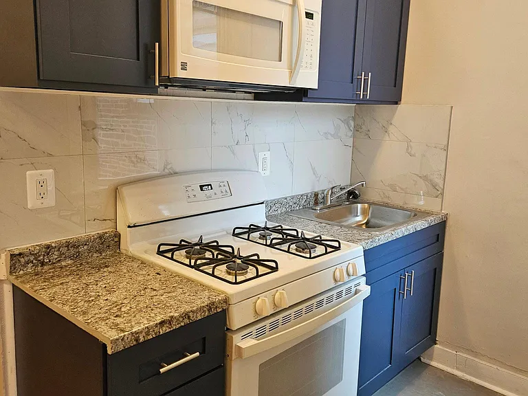 622 E Godfrey Ave #1 — Photo 12