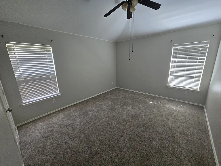 9201 Popes Creek Ct — Photo 14