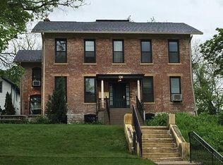 1316 E 10th St APT 1, Davenport, IA 52803