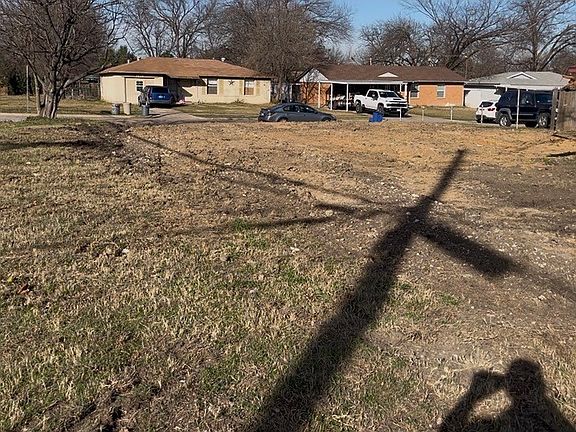 3rd image of 3528 Sheryl Dr