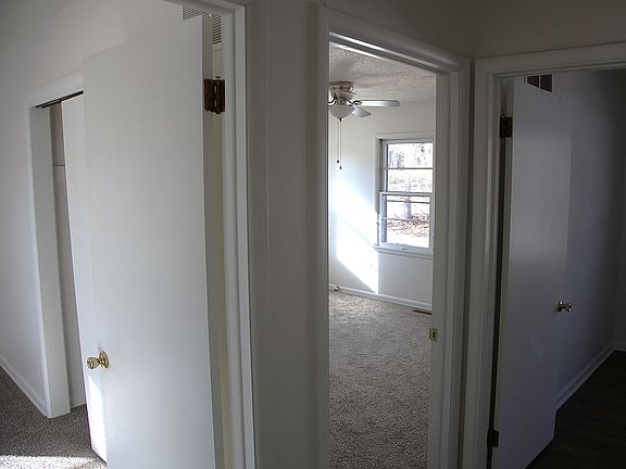 5th image of 2641 Belle Haven Dr