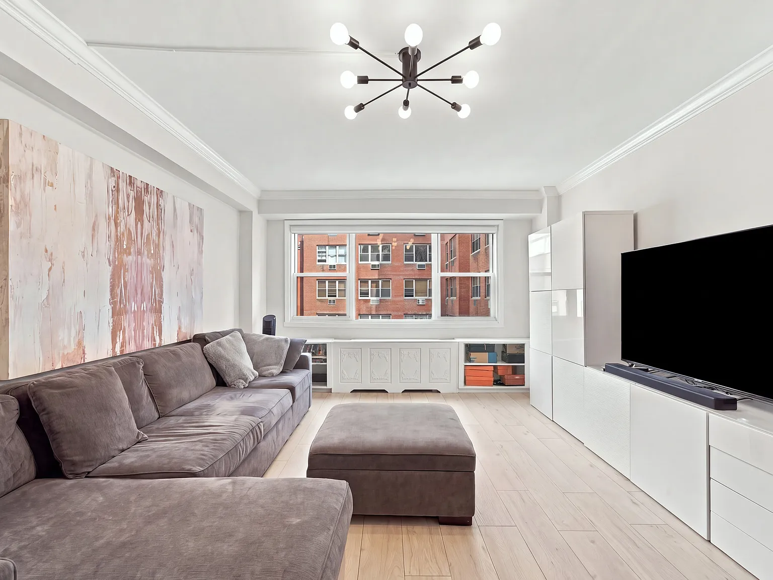 123 East 75th Street — Photo 2