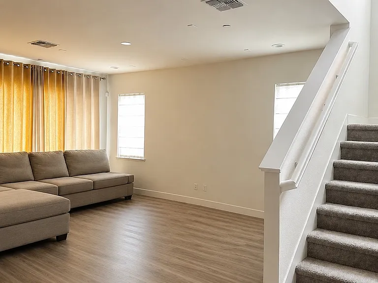 2970 Granger St — Photo 3