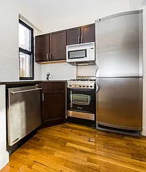 Rented by Icon Realty Management