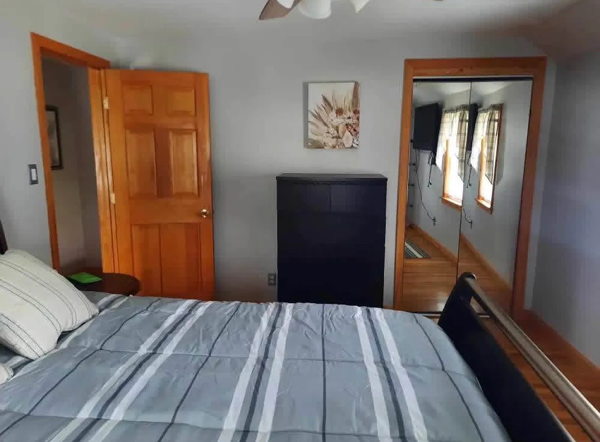2 bed, $3,000 — Photo 2