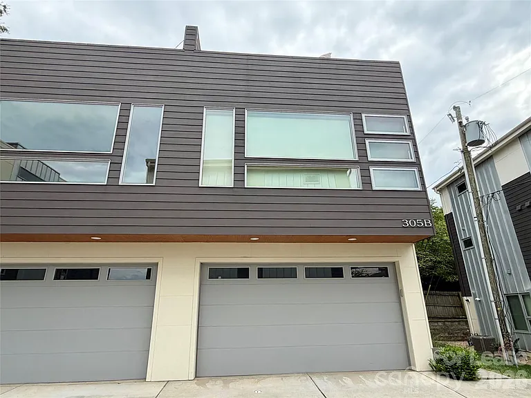305 McNinch St #B — Photo 2