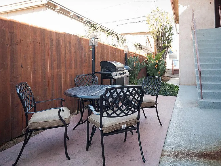 1044 Sapphire St #6 — Photo 17