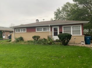 105 N Highview Ave, Addison, IL 60101