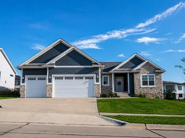 17763 Valley View Dr, Clive, IA 50325
