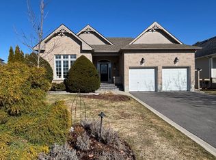 52 Glenora Dr, Loyalist, ON K0H 1G0