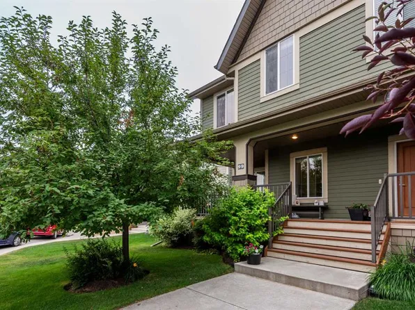 99 NE Mahogany Row SE, Calgary, AB T3M 1S9