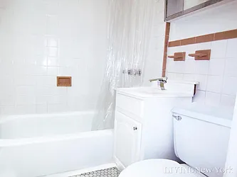 Rented by Living New York