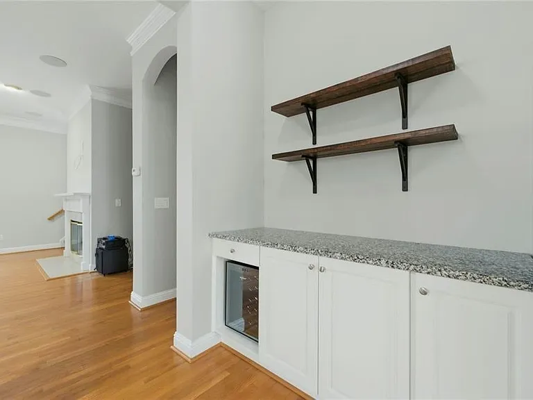 319 Creekbank Way SE — Photo 12