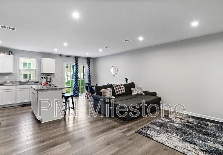 79 Otero Ln — Photo 3