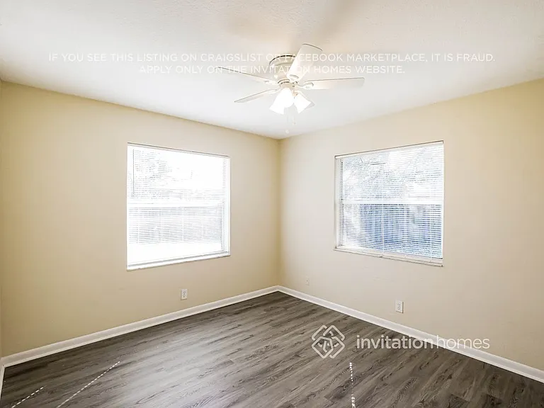 7645 NW 32nd Pl — Photo 7