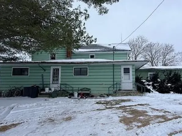 11984 S Prairie Dr, Caledonia, MN 55921