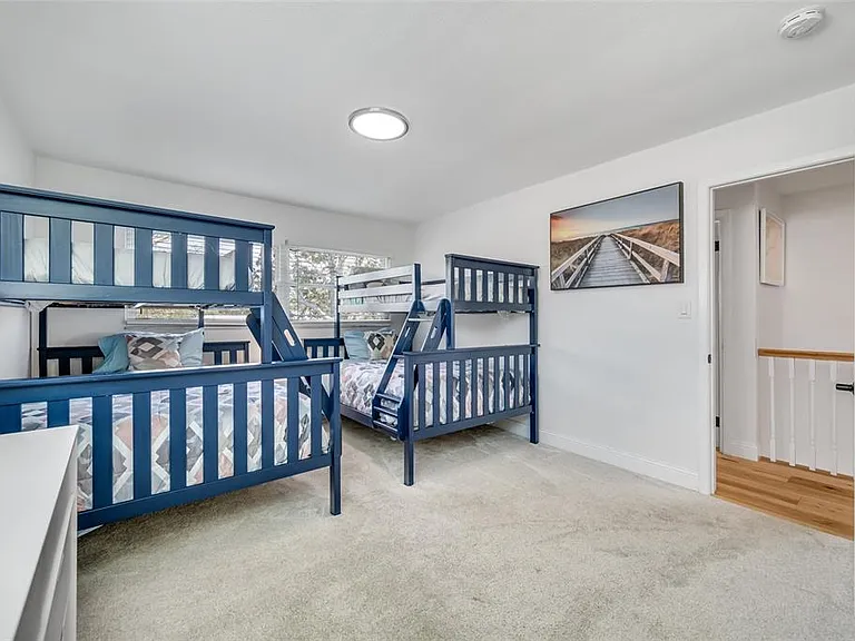 4622 Bay Crest Dr — Photo 35