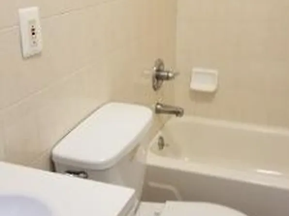 528 East 83rd Street image 13 of 17