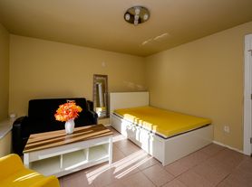 2733 Ortega St, San Francisco, CA