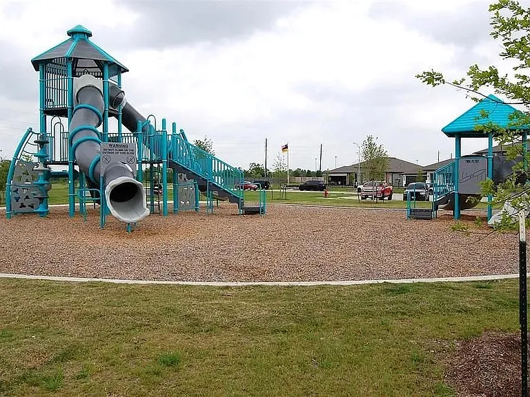 7839 Murciana Dr — Photo 20