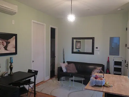 Rented by Wyckoff Heights Realty Inc. | media 32