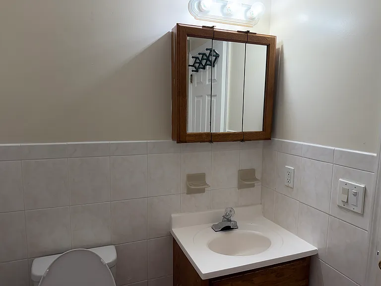 14 Halleck St #1 — Photo 1