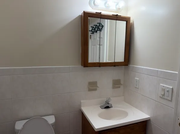 14 Halleck St Floor 1, Newark, NJ 07104