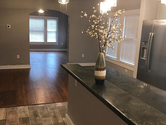 kitchen to front of house
