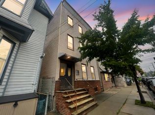 422 John St FLOOR 1, Harrison, NJ 07029